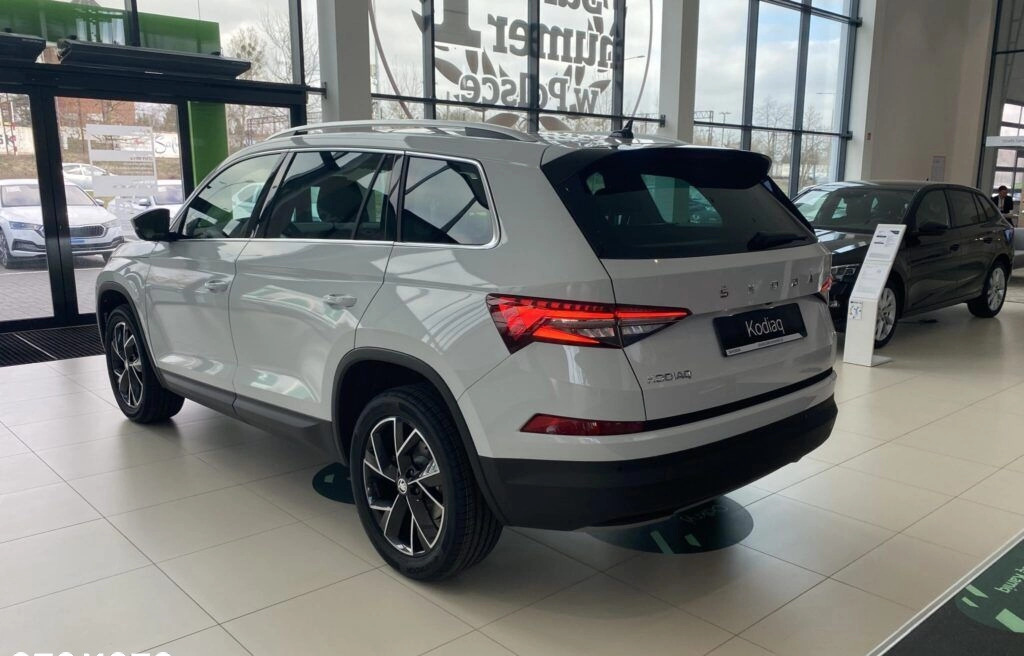 Skoda Kodiaq cena 215280 przebieg: 1, rok produkcji 2024 z Ryki małe 211